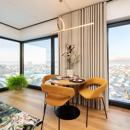 Апартаменты Luxury Sea View In A Skyscraper!